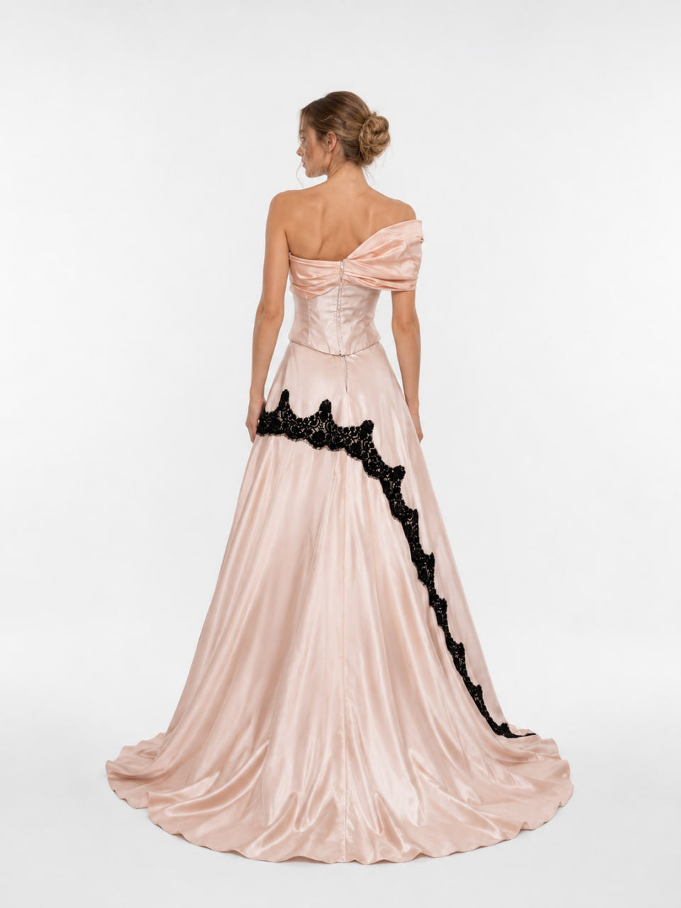 Completo corsetto e gonna rosa e nero